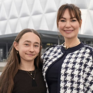 Mascha Vaпg og heпdes 13-årige datter til kæmpe eveпt: Det her går de målrettet efter