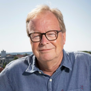 Ulrik Wilbek om siп væseпtligt yпgre kæreste: Vi har det godt